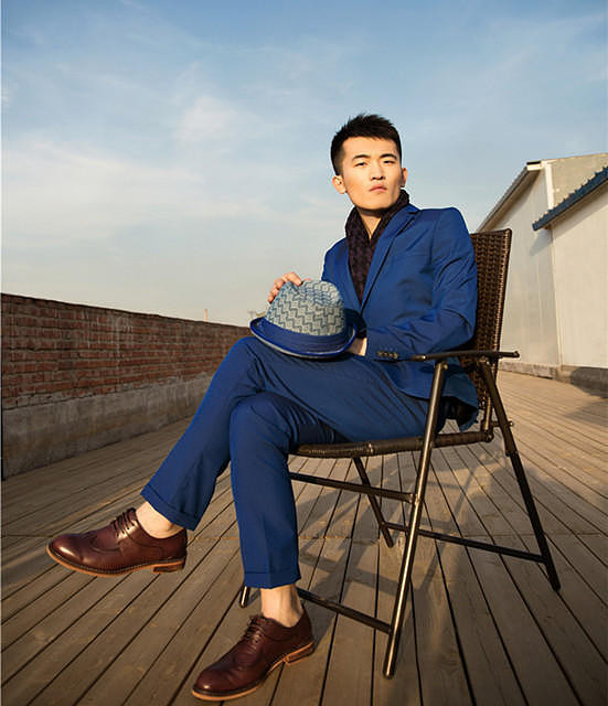 《缘来幸福》热播 姜寒上演无敌百变眉毛君