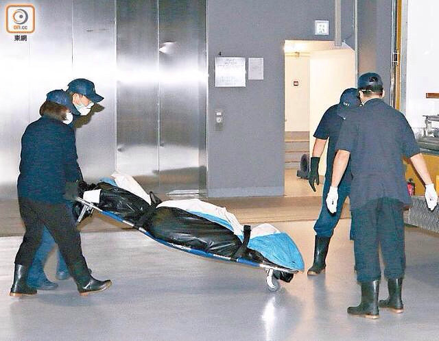 香港水泥藏尸案18岁女嫌犯被捕 指认现