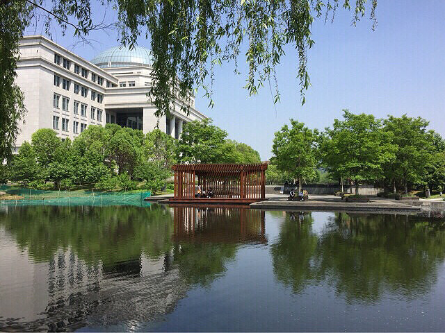 浙工大小和山校区 好美