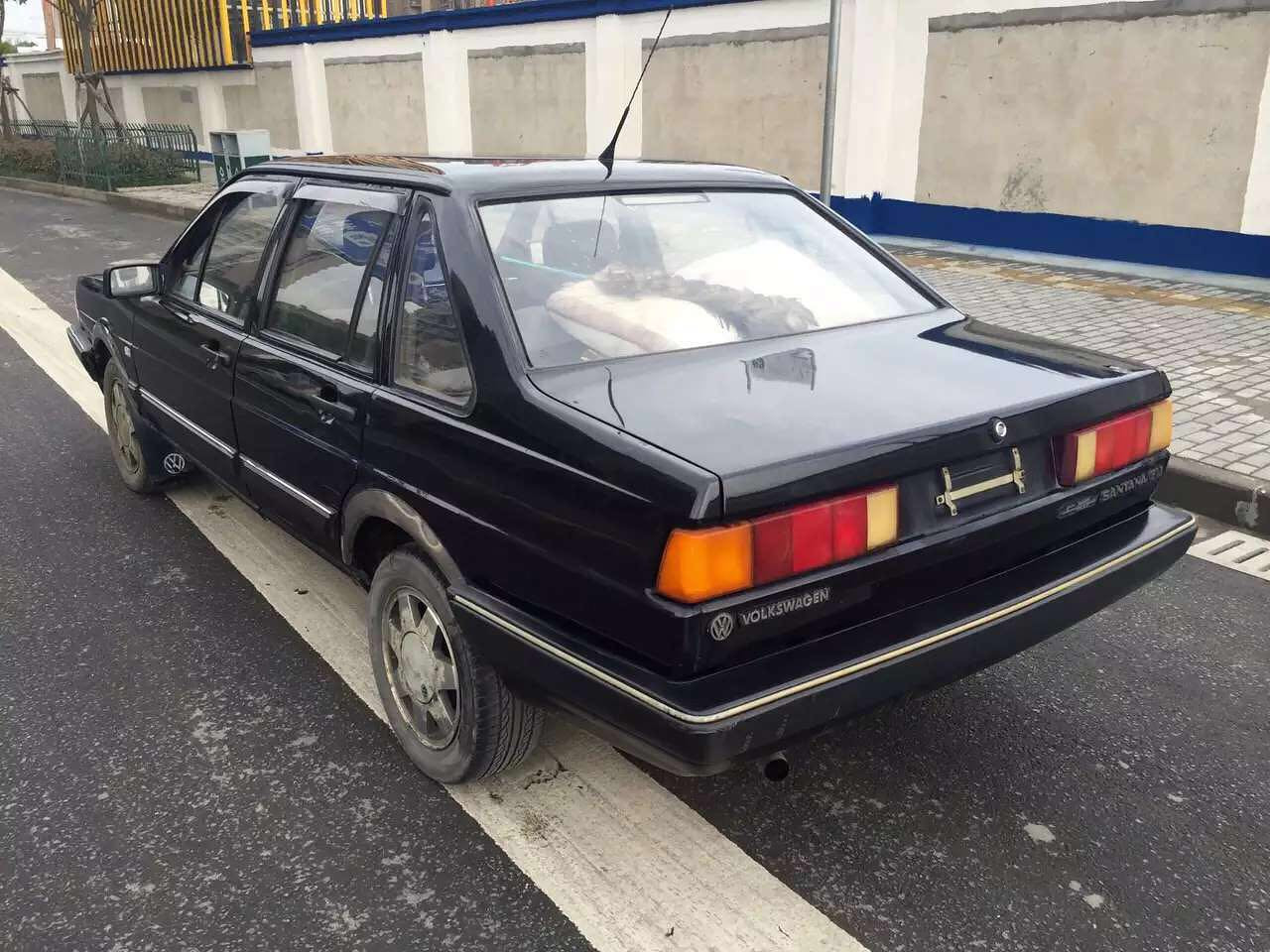 04年黑色普桑,车况很好,无大事故,开起来超爽