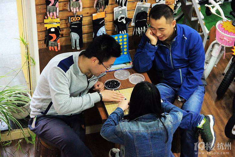 小果單車俱樂部與您一起快樂走心……