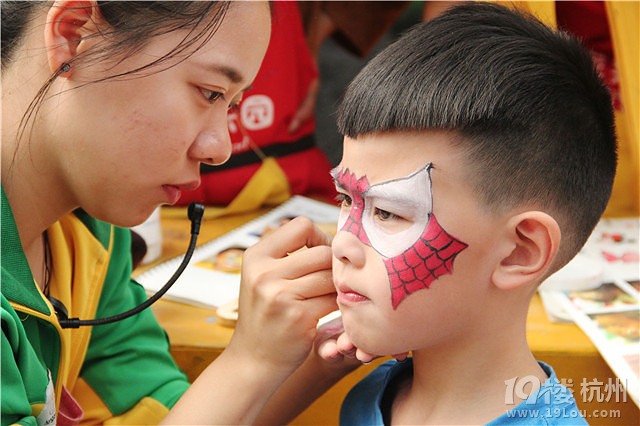 宋城杭州乐园五一小长假开启动漫节模式,大波