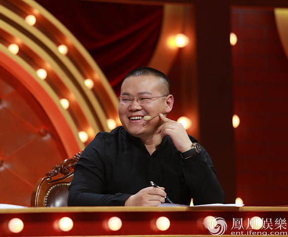 岳云鹏《喜剧狂》首坐导师席 自曝最欣赏艾伦