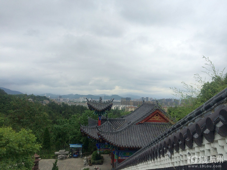 周日游德清塔山森林公园