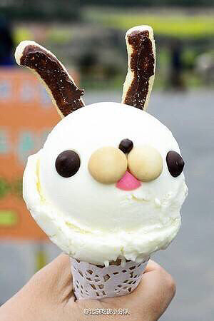 这么可爱的兔兔冰激凌你要吃吗?这是出自于