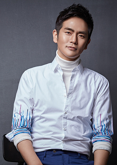 张晓龙为公益直播吃饭 超100万人围观