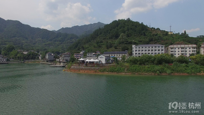 千岛湖云里雾里客栈 体验原生态农家生活一