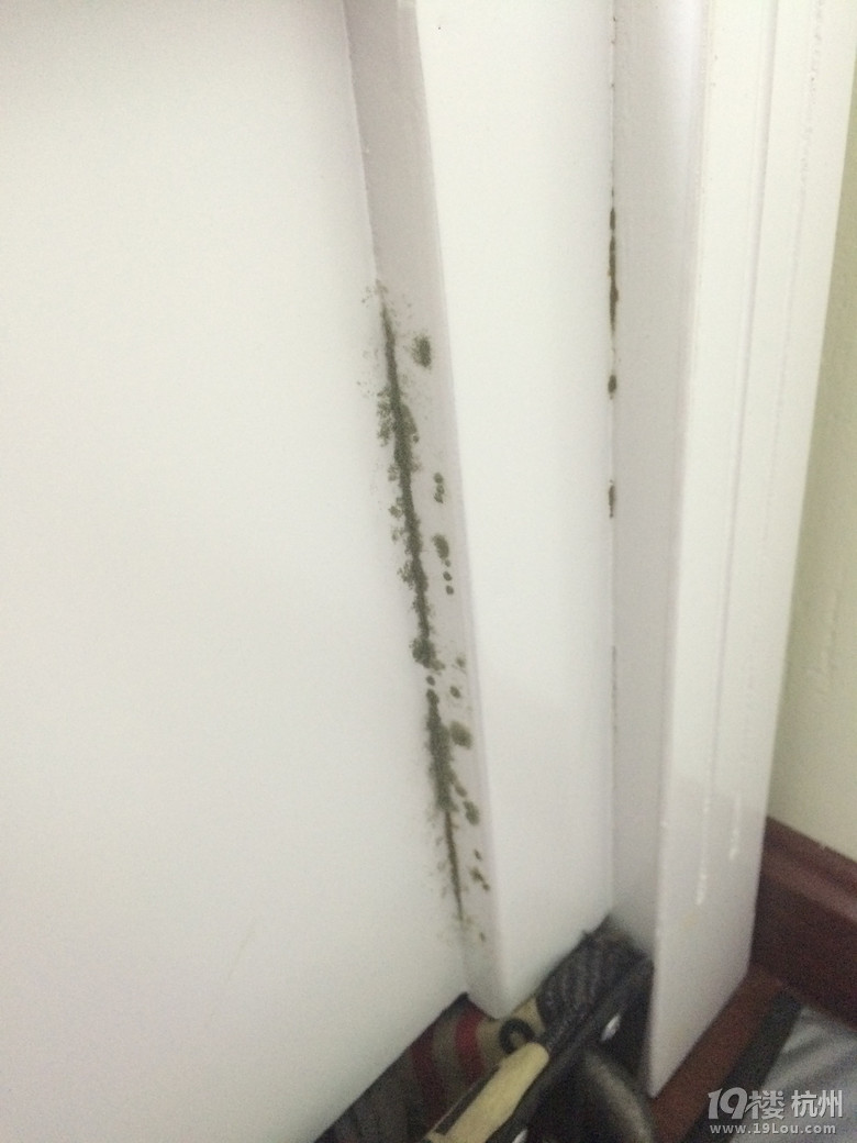 房东不退押金,赶我走