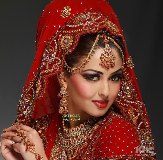 奢华比不上印度珠宝 印度新娘的装备是大写的土豪(图)