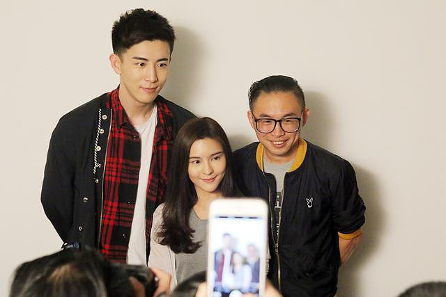 李川李海娜上演最萌身高差情侣 拍新片火花不断