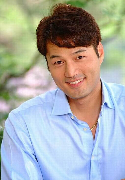 他曾是人鱼小姐男一,却在两次吸毒后选择自杀