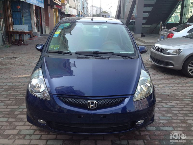 本田飞度1.5at天窗顶配 深蓝色车况极品支持按揭