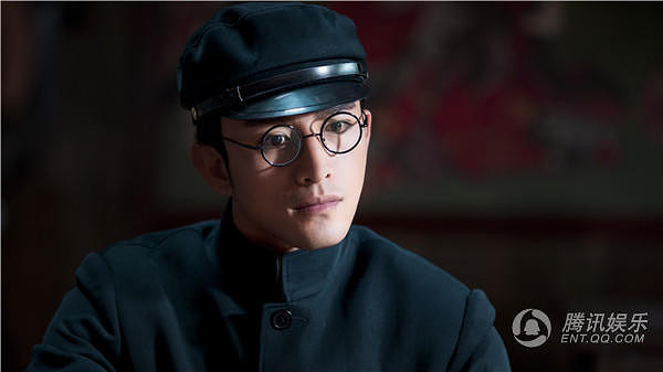 《东方战场》开播 张晓晨饰抗战密码天才池步洲