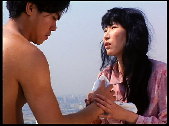 荒淫,禁忌,惊骇:李华月的情色传奇