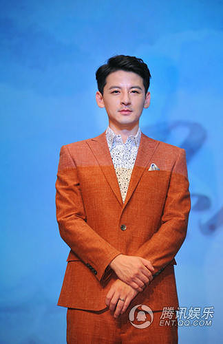 《忍冬艳蔷薇》举办发布会 钱泳辰畅谈婚后生