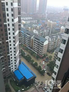 下雨開車注意事項(xiàng),需要的請(qǐng)點(diǎn)