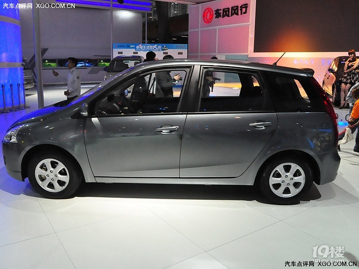 东风景逸 多功能家用型轿车 26000