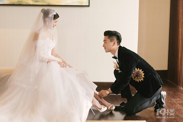 陈晓陈妍希大婚玩花式接吻,伴娘伴郎团群星云集.