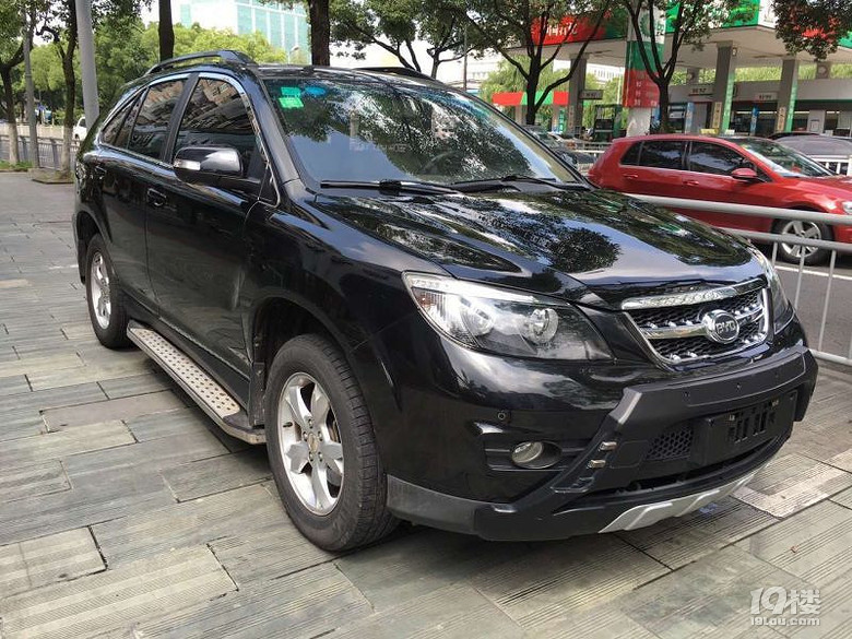 比亚迪s6高配天窗 黑色￥6.18