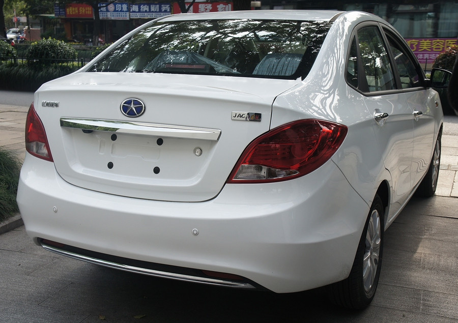 江淮纯电动轿车五代iev5