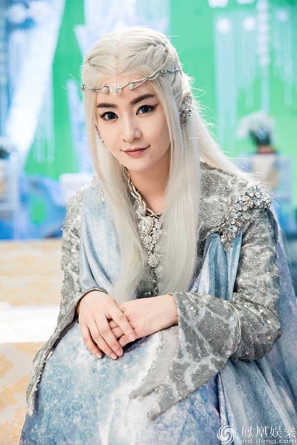 李晟《幻城》剧照曝光 化身冰族王妃华丽上线
