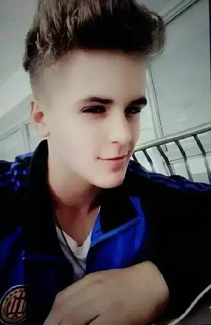 【太惨】16岁美国帅哥竟在中国学校被折磨成