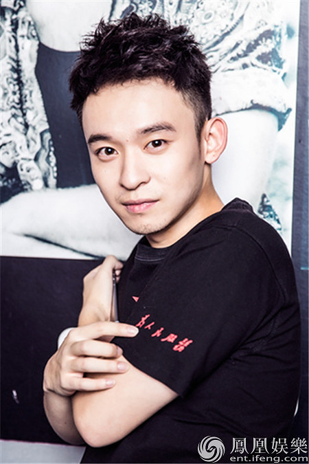 90后影帝董子健被网友玩坏 辣嗓子视频网络爆红"-八卦绯闻-八卦田