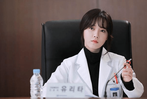 被朴信惠医生迷倒 看看韩剧里帅气的医生们