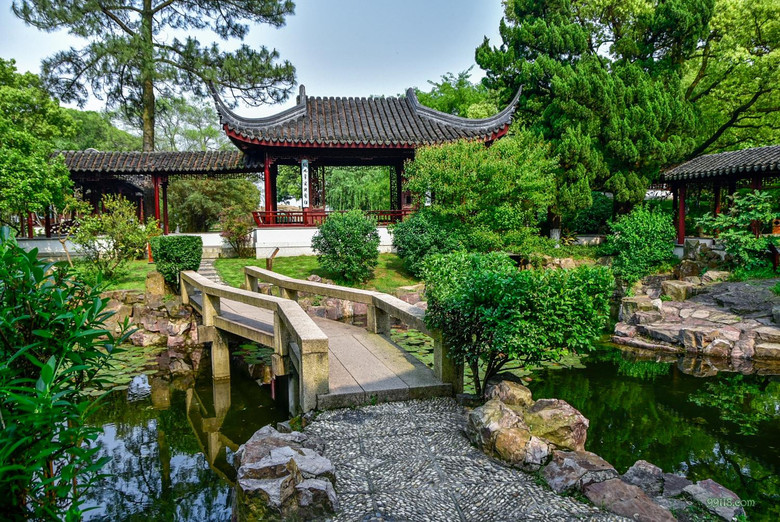 苏州启园风景优美而秀丽