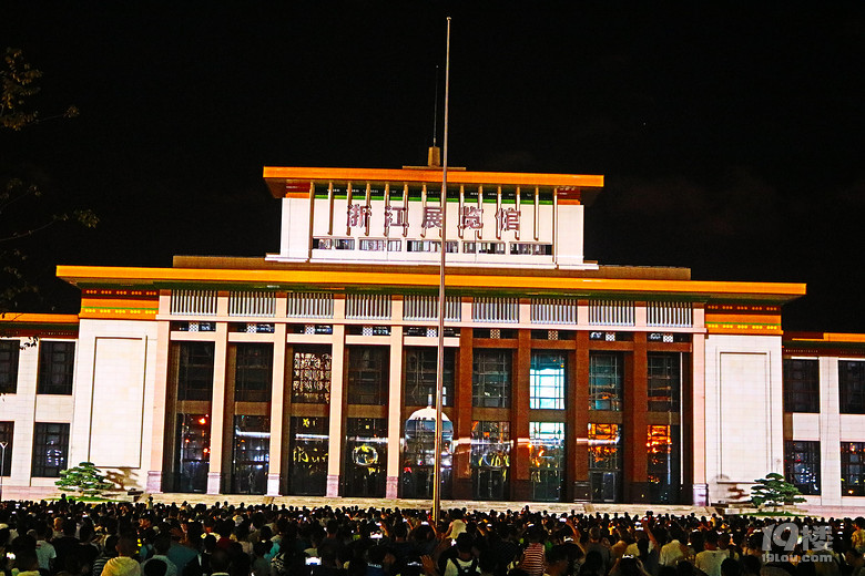 随手拍杭州#之展览馆3d灯光秀