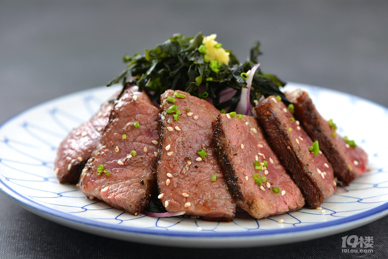那些年,《食戟之靈》里讓我們直流口水的的美食君們。。。。。。