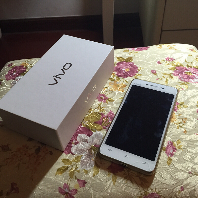 转让唯我手机一部