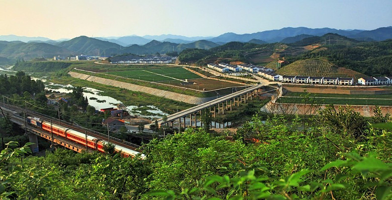 丹江口市浪河镇