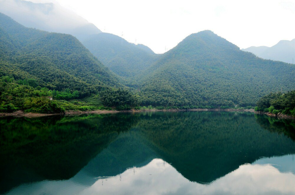 【约伴自驾】中秋杭州安吉赋石水库露营烧烤赏嫦娥吃月饼