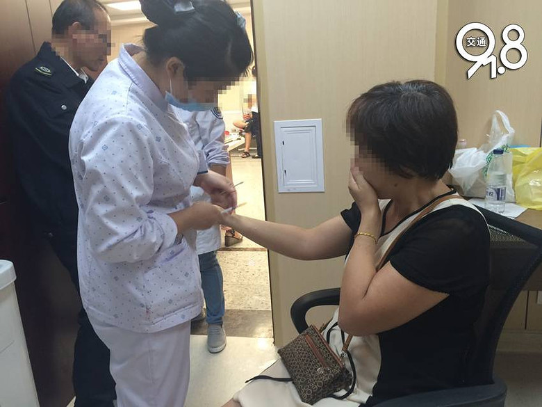 昨晚22点,120救护车向交通91.8紧急求助,发生