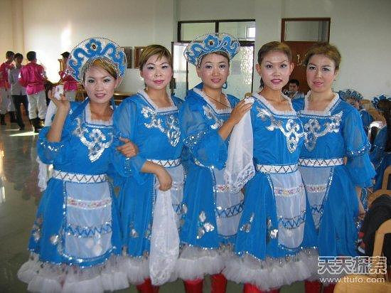 中国人口最少的十个民族!第一名仅3556人