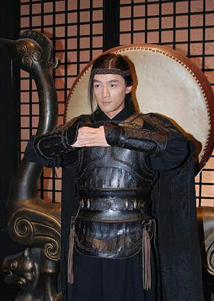 盘点胡歌的五大盔甲装无胡歌不仙剑你觉的哪张帅