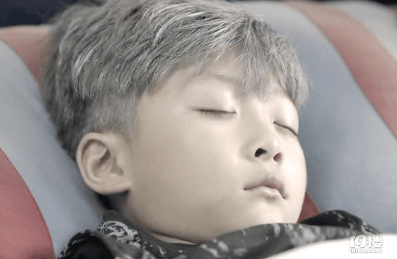 图解电影《捡个将军做男友》 太监还来抢食,那