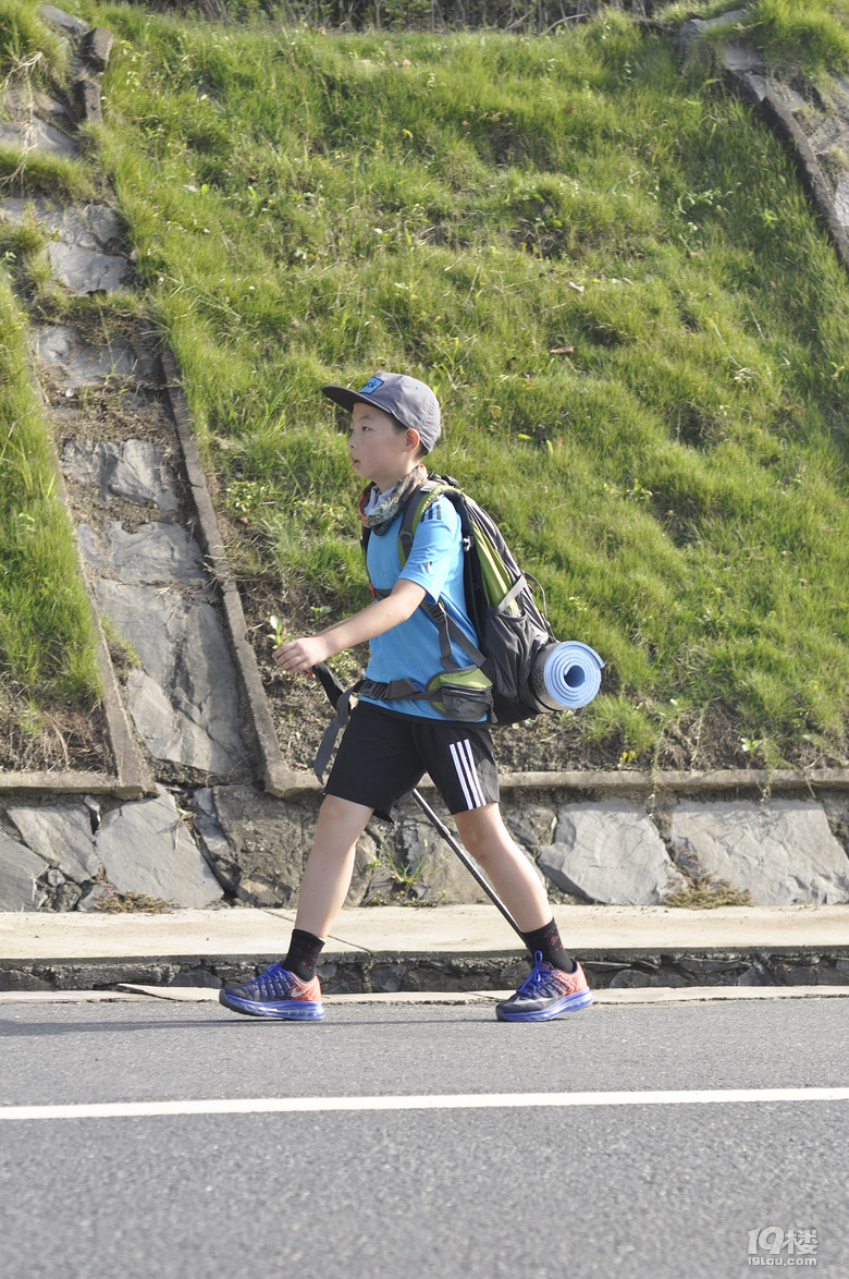 孩子的坚韧让人动容---十一国庆杭州徒步安吉