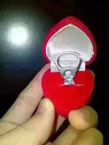 征婚通知:西湖之声主播陶乐,慕容,徐可,纳兰. 征男/女
