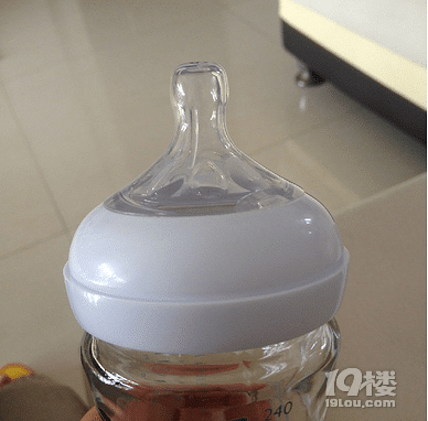 母乳應(yīng)該怎么喂?經(jīng)驗(yàn)媽媽來解答~