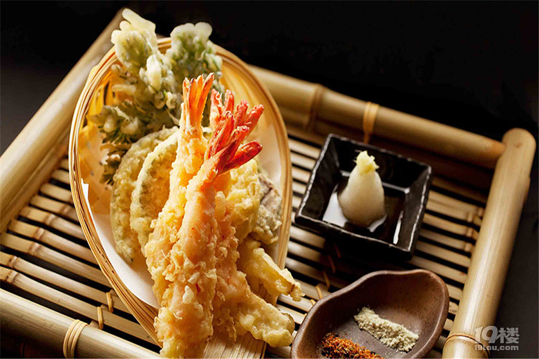 这道菜,名字取自葡萄牙,烹饪技巧源自中国,却在日本发扬光大!