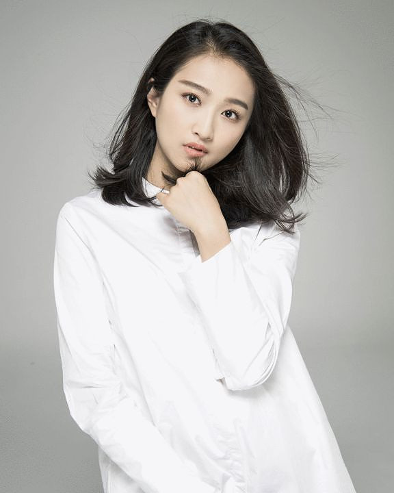 《天团见习生》热拍中 王艺霏戏里戏外反差萌