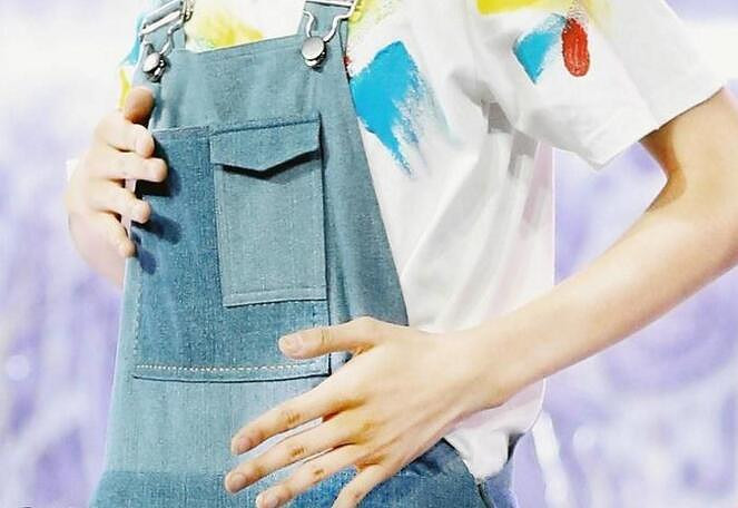 公认手最好看的男星,鹿晗第八他第一-八卦绯闻