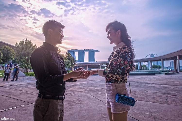 杨幂回应、王鸥前男友、刘恺威疑似出轨的更多