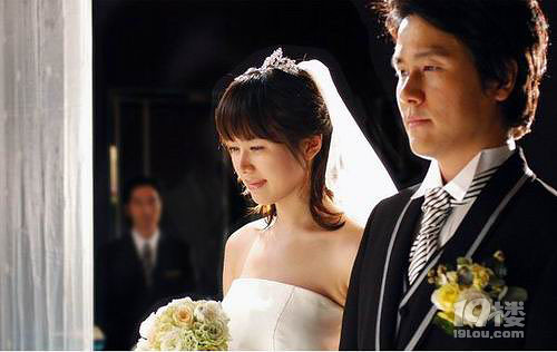 孙艺珍在韩国的地位 盘点影视-明星写真-八卦田