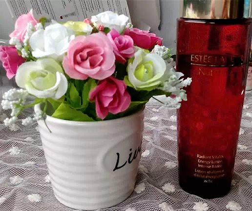 ���ҵĻ�ױ�����������������ˣ��ðβݵĻ��Ǳ���ģ�