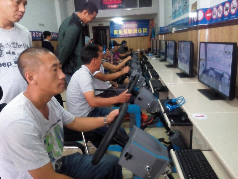 学车驾驶吧,新型空白项目,小本稳定经营,懂的来