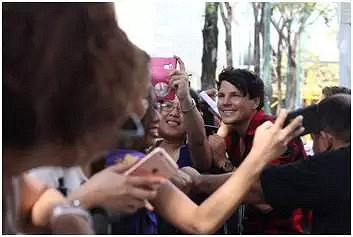 冲浪王子&男神主厨携手求索频道首登内地,见