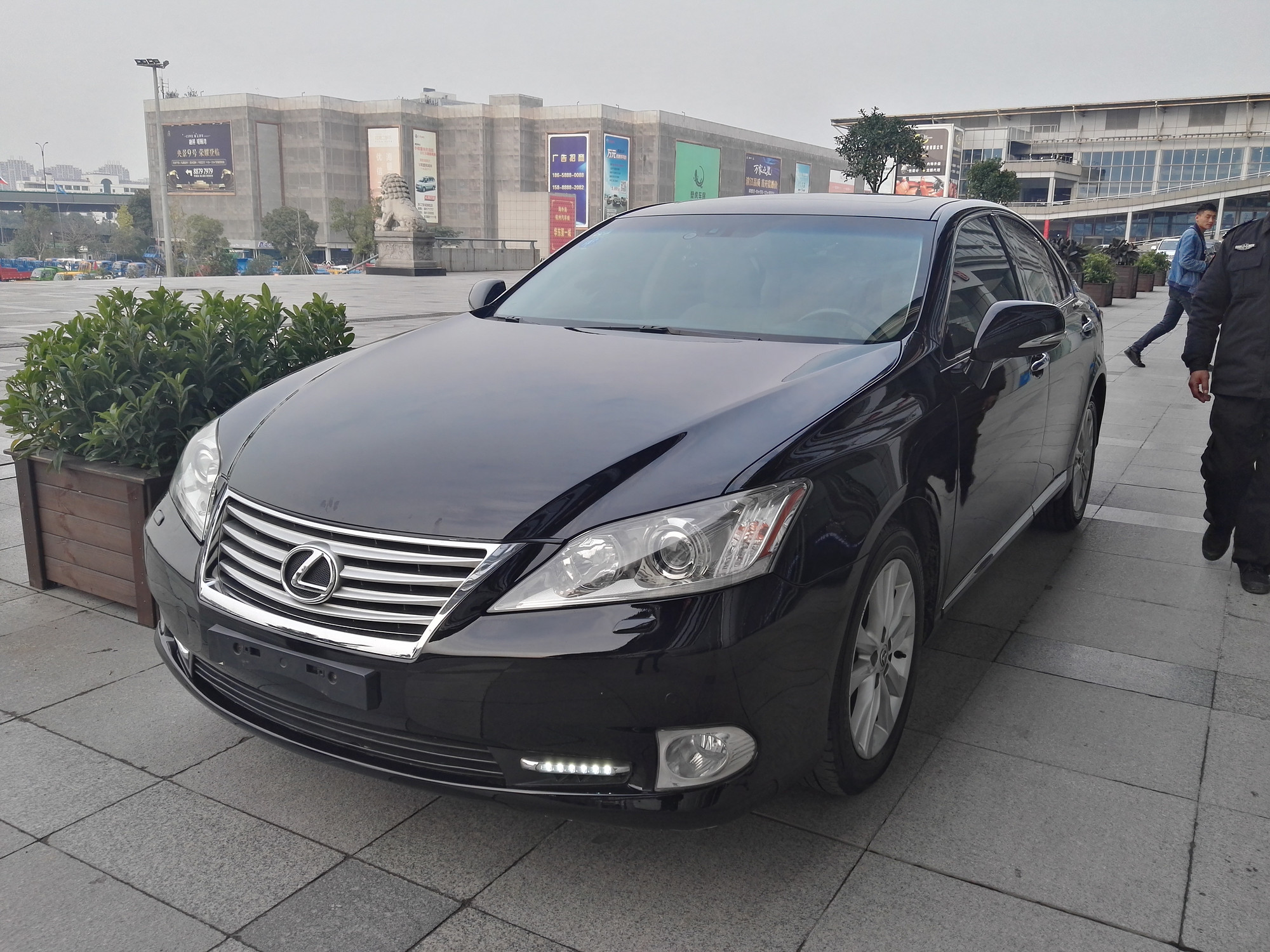 11年进口雷克萨斯es240 可以代办外牌